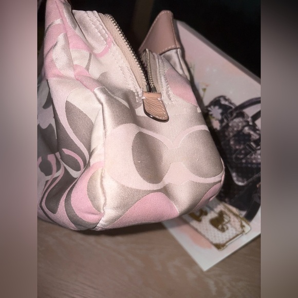 Coach Signature Monogram Blush and Beige Shoulder Bag - Picture 6 of 16